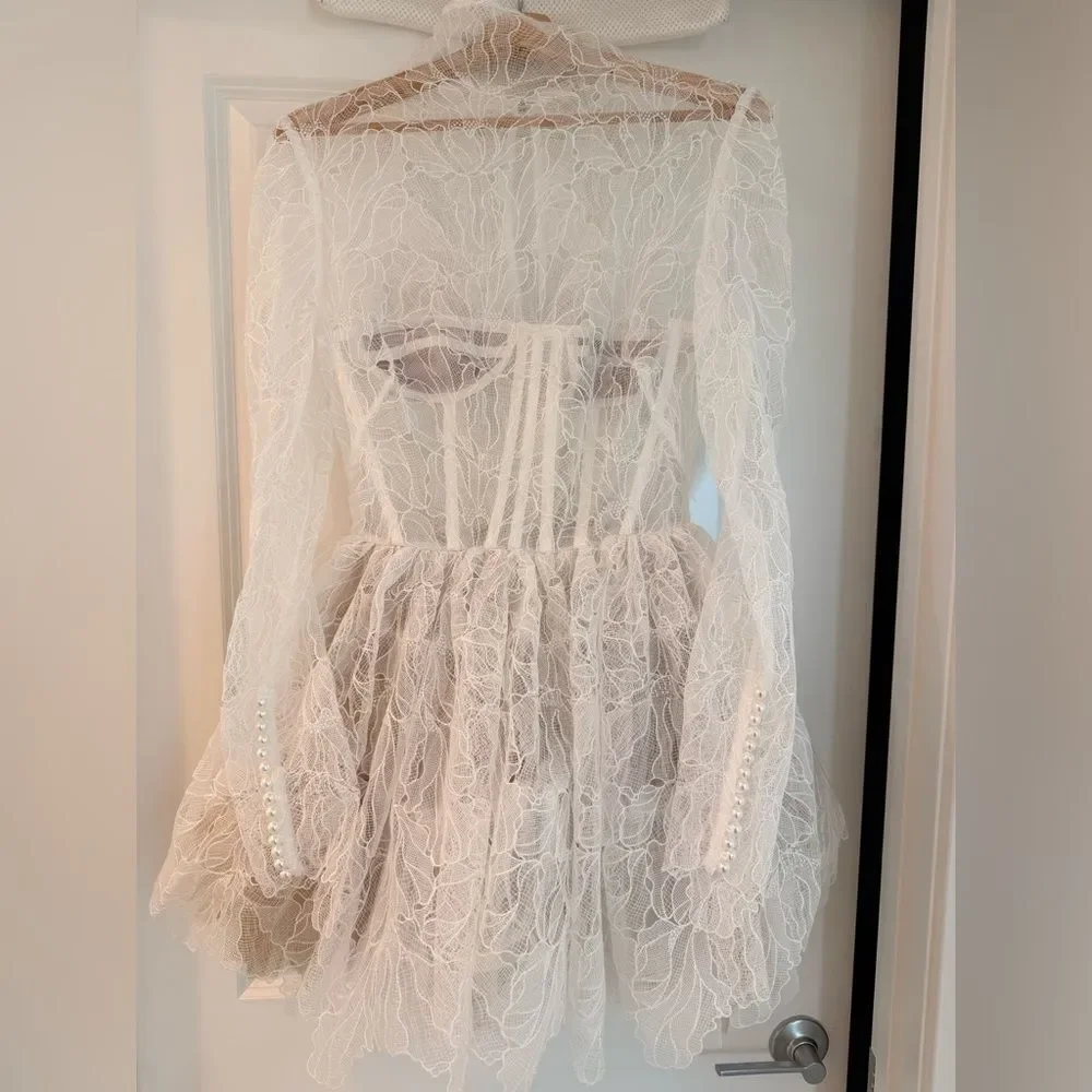 NWOT Maraya Arabella Lace Mini Dress in WhiteBronx and Banco - Picture 10 of 16